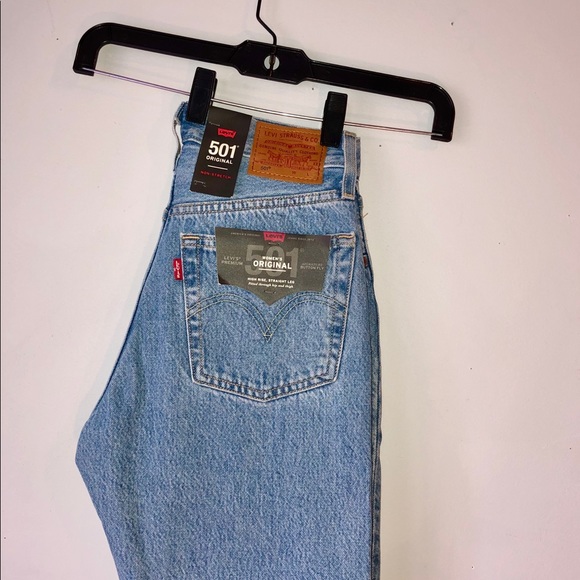 LEVIS 501s Womens NEW W TAGS 💙Luxor Indigo Wash💙 - Picture 3 of 4